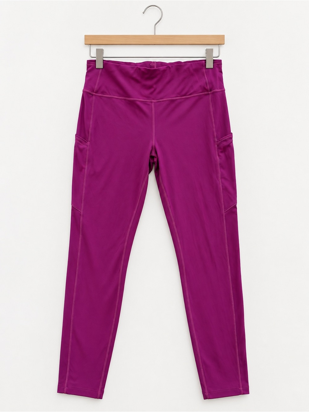 Lululemon Women's Active Leggings in Magenta